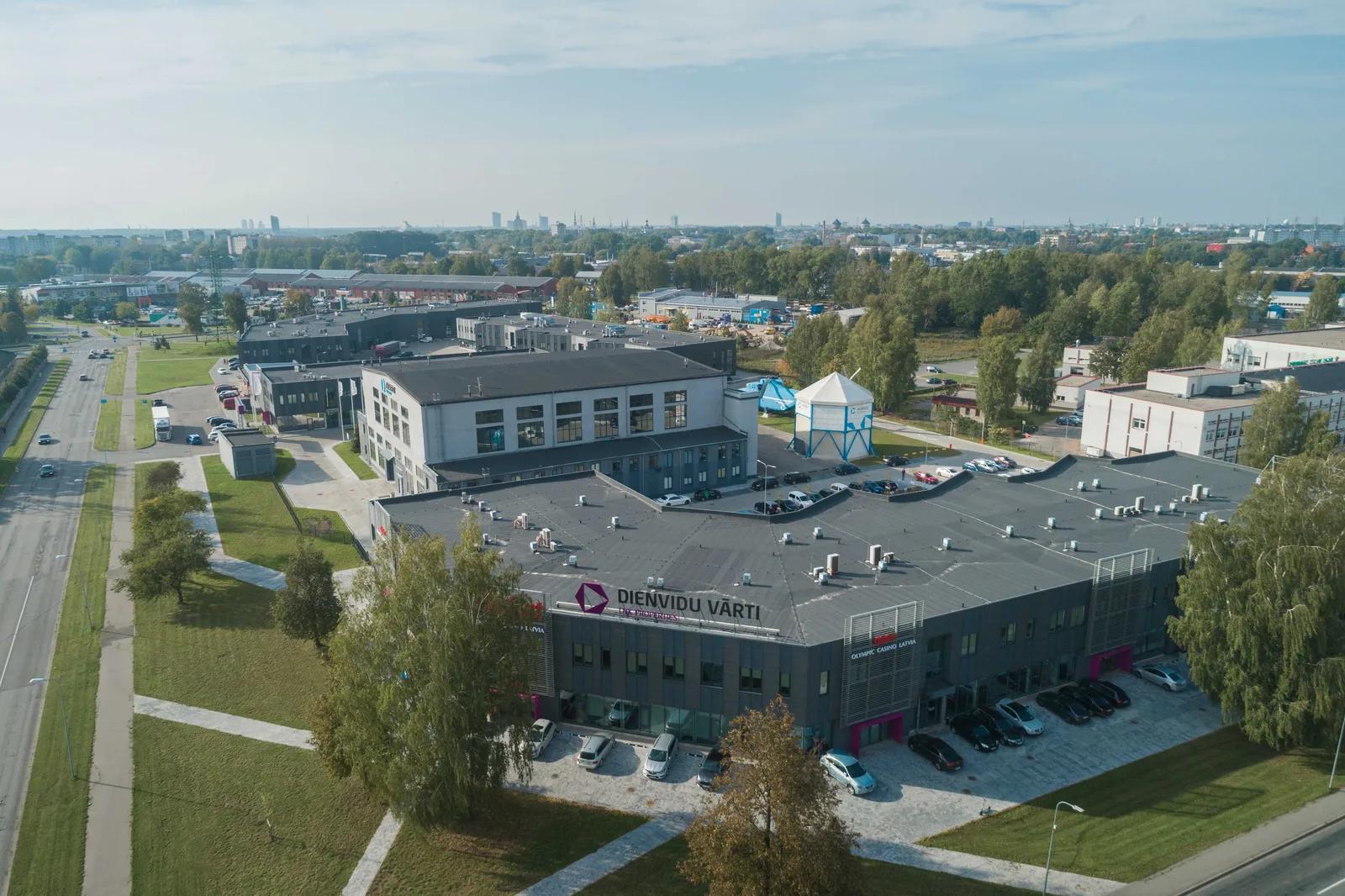 Dienvidu Vārti — 10
