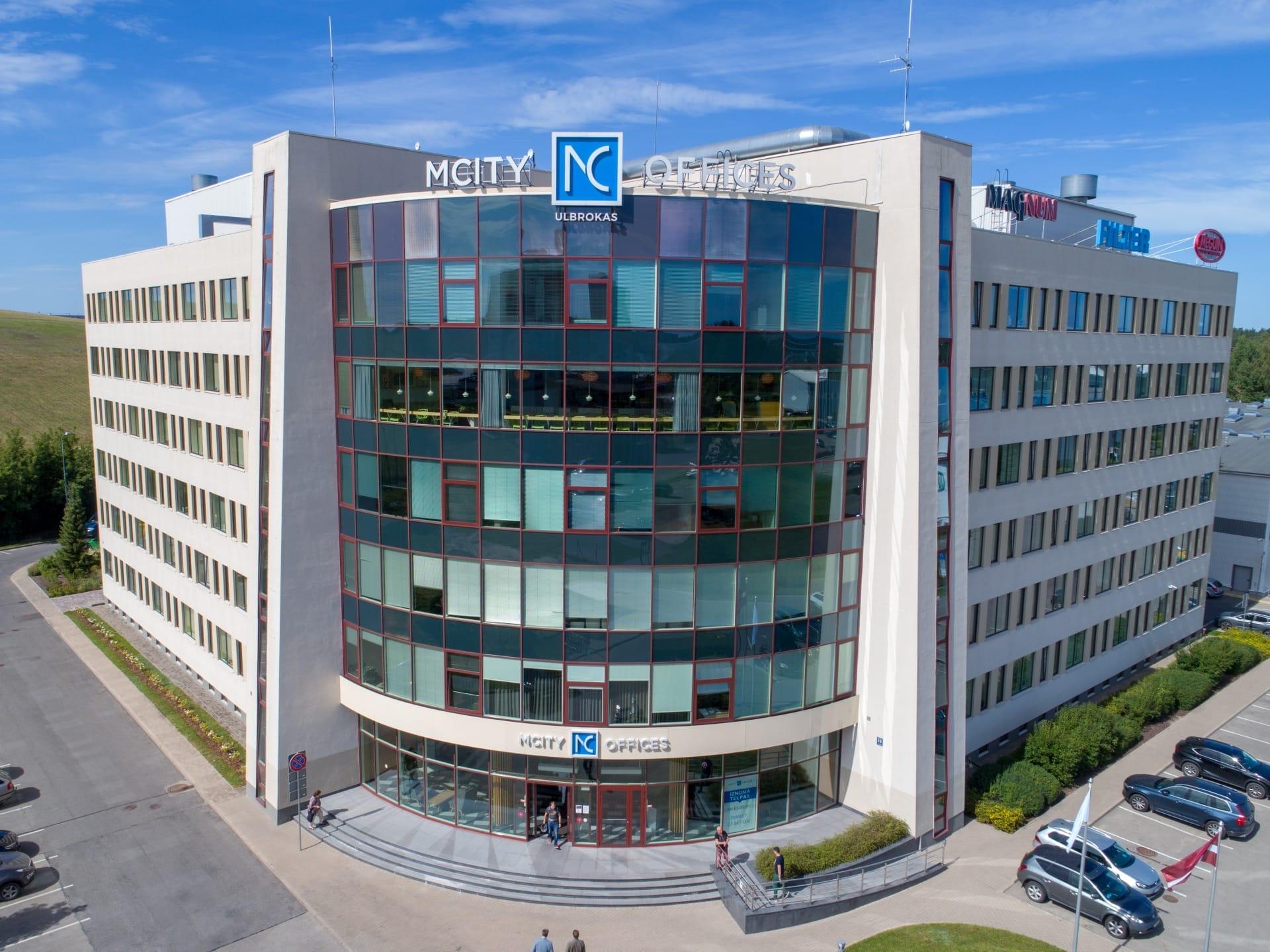 PBLC Biznesa centrs